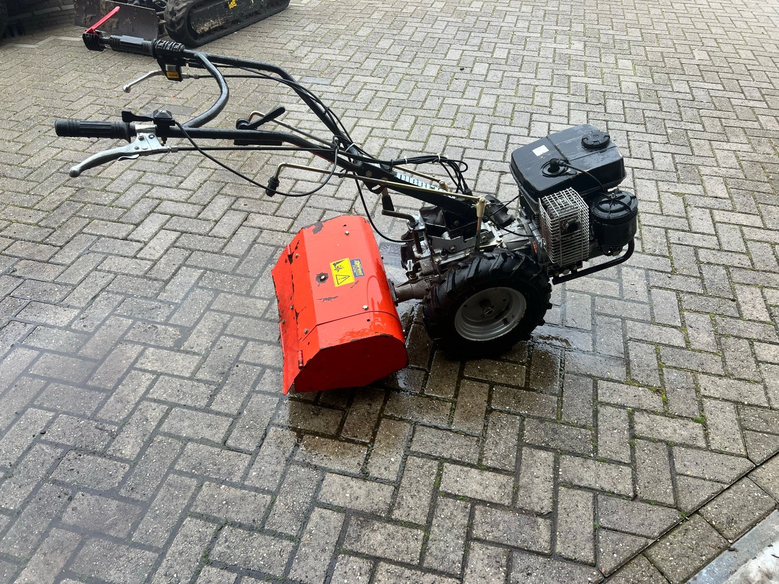 Grondfrees / Tuinfrees - Robuuste machine voor grondbewerkin, Ophalen of Verzenden, Benzinemotor