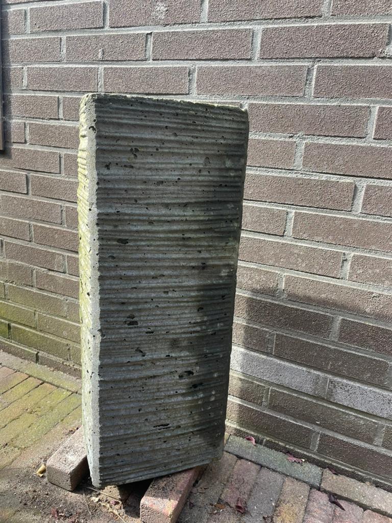 Steen voor waterornament, Tuin en Terras, Ophalen, Zo goed als nieuw, Beton, Waterornament