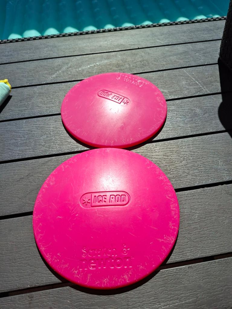 Ice pod 2x, Minder dan 60 cm, Verzenden, Ren, 110 cm of meer