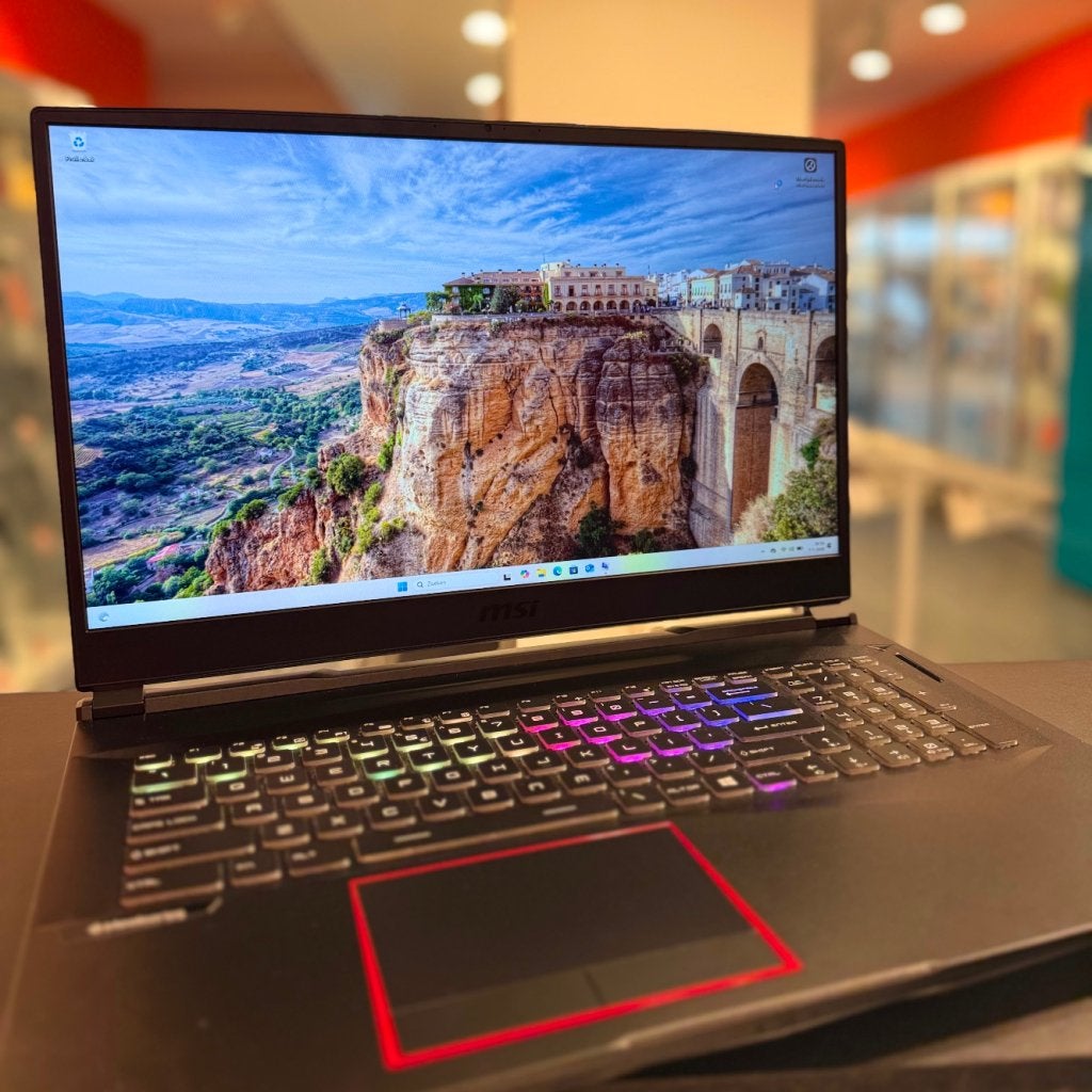 MSI GE75 Raider 8SE Gaming | i7 | 16GB | 1TB | RTX 2060, MSI, Zo goed als nieuw, Support@msi.com, No. 69, Lide St., Zhonghe Dist.
New Taipei City 235
Taiwan