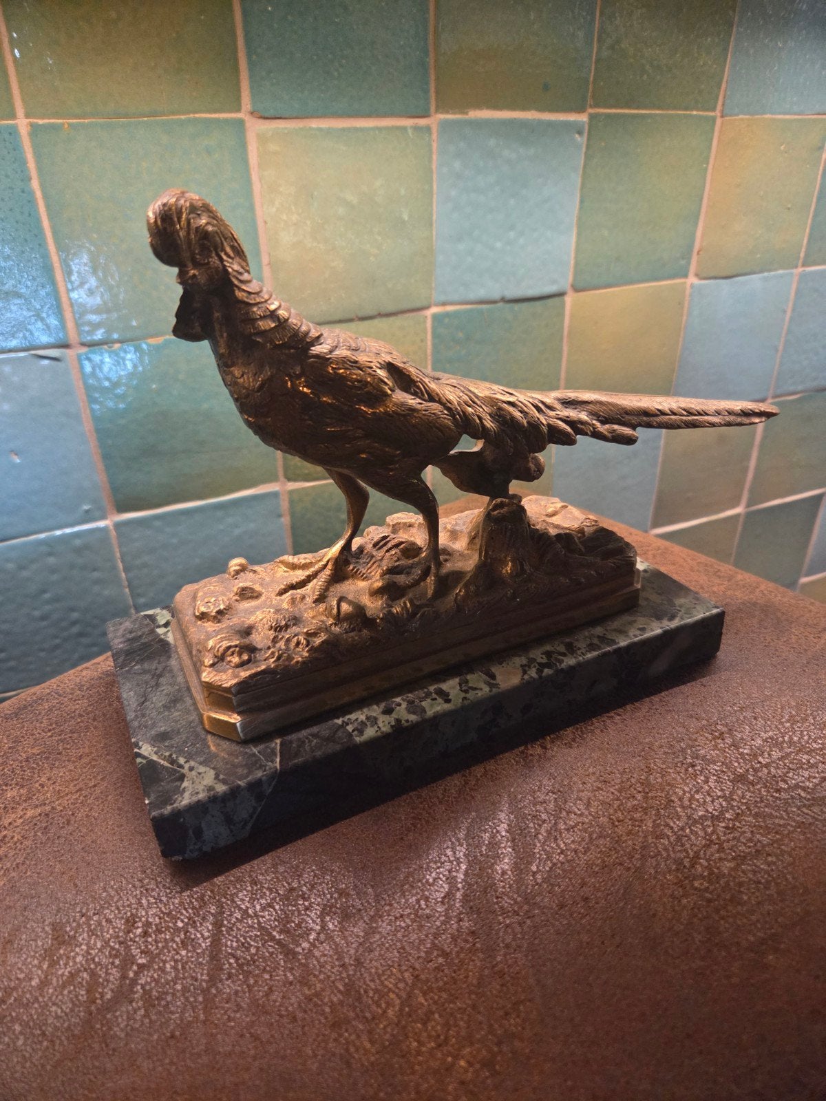 Verguld bronzen fazant sculptuur op marmeren sokkel, Antiek en Kunst, Kunst | Beelden en Houtsnijwerken, Ophalen of Verzenden