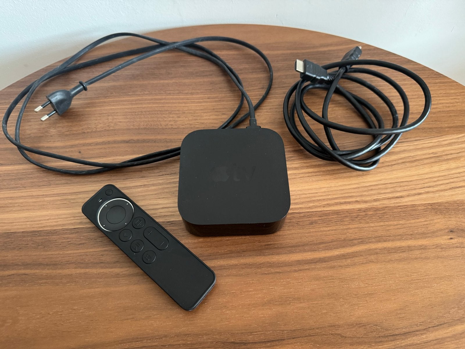 Apple TV 4K (2e generatie) - 64 GB, Ophalen, Gebruikt, HDMI, Minder dan 500 GB