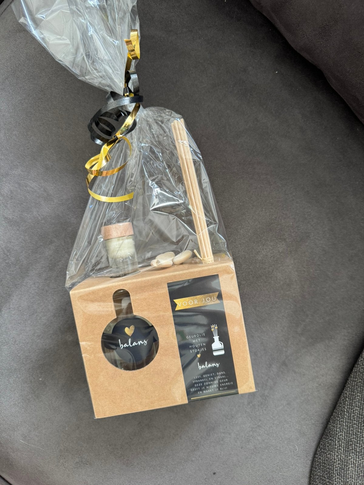 Geurolie met houten stokjes, Ophalen, Nieuw