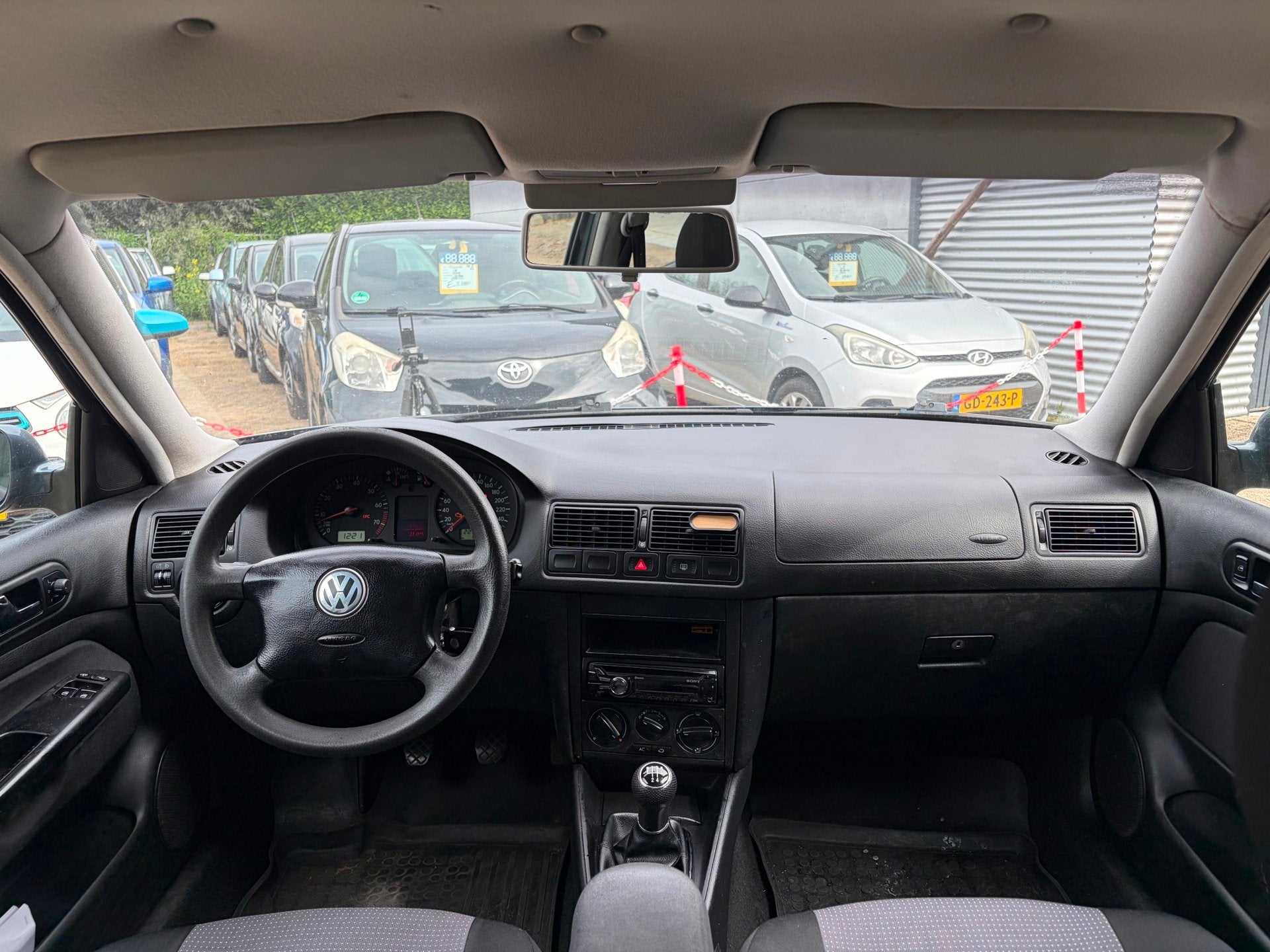 Volkswagen Golf 1.6 | 3 Deurs | Airco | APK 05-2027 |, Auto's, Voorwielaandrijving, Gebruikt, 4 cilinders, Blauw