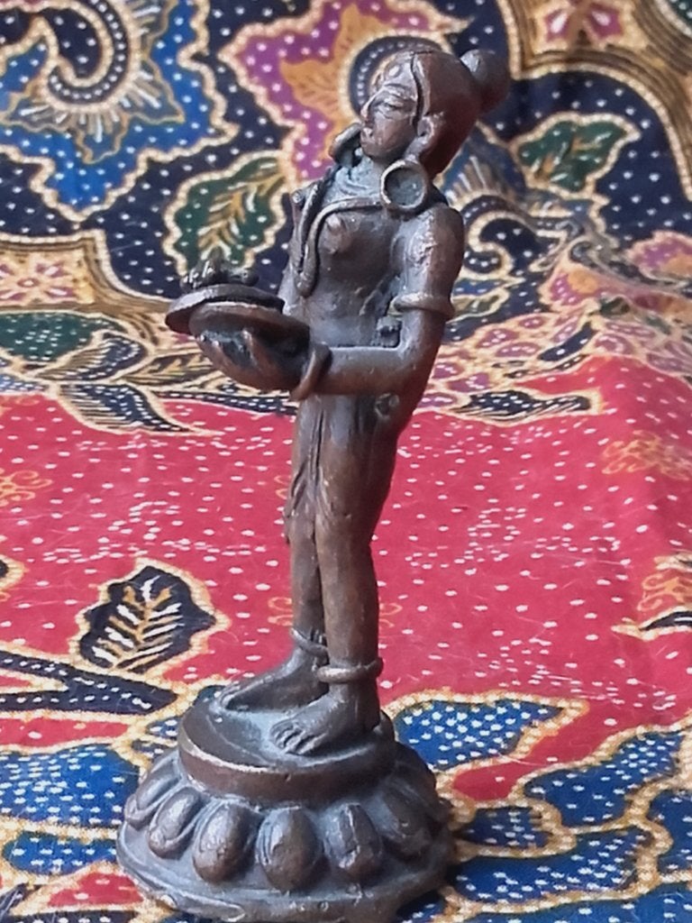 Mooi antiek brons beeldje uit India van Devi met simbalen., Antiek en Kunst, India, Handgemaakt, Ophalen of Verzenden, Brons