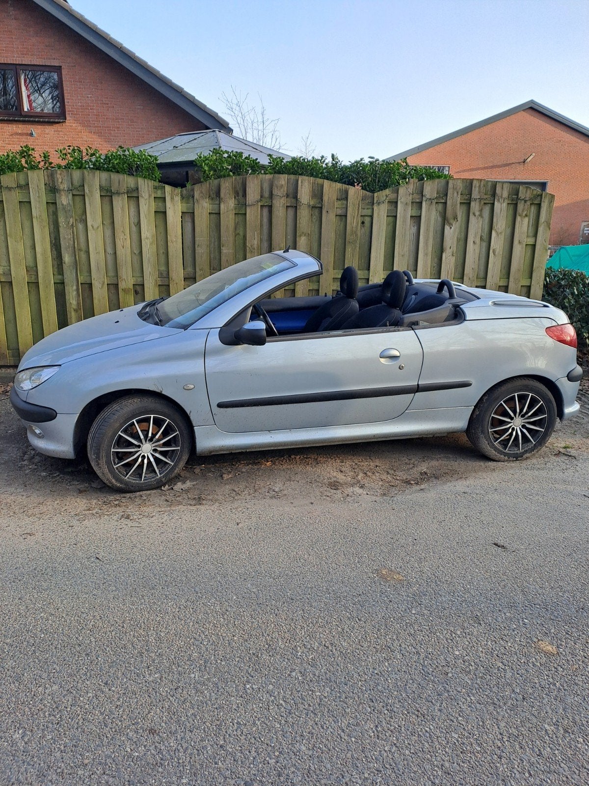 Peugeot 206 1.6 16V CC 2002 Grijs, Auto's, Peugeot, Voorwielaandrijving, Stof, 4 cilinders, Cabriolet