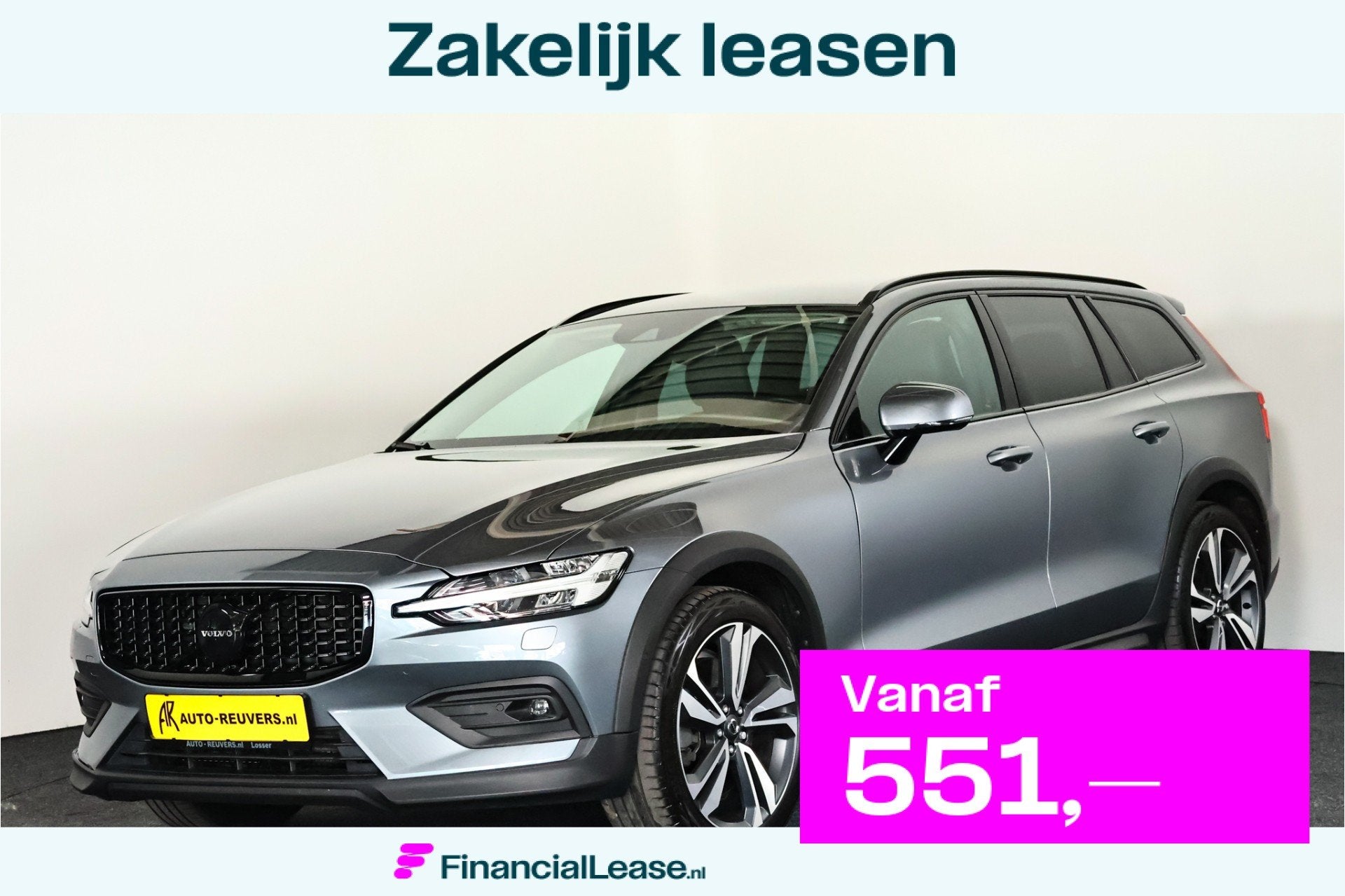 Volvo V60 Cross Country 2.0 B5 AWD Pro Navi / Pilot Assist /, 12 maanden, Gebruikt, Zwart, 4 cilinders