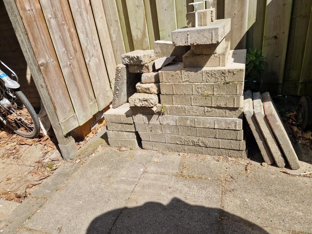 Tuintegels verschillend formaat, ca 40m2 mee te bestraten, Tuin en Terras, Tegels en Klinkers, Ophalen