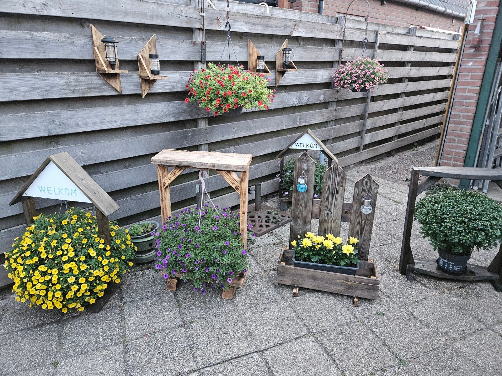 bloemen standaard en verlichting, Ophalen, Hout