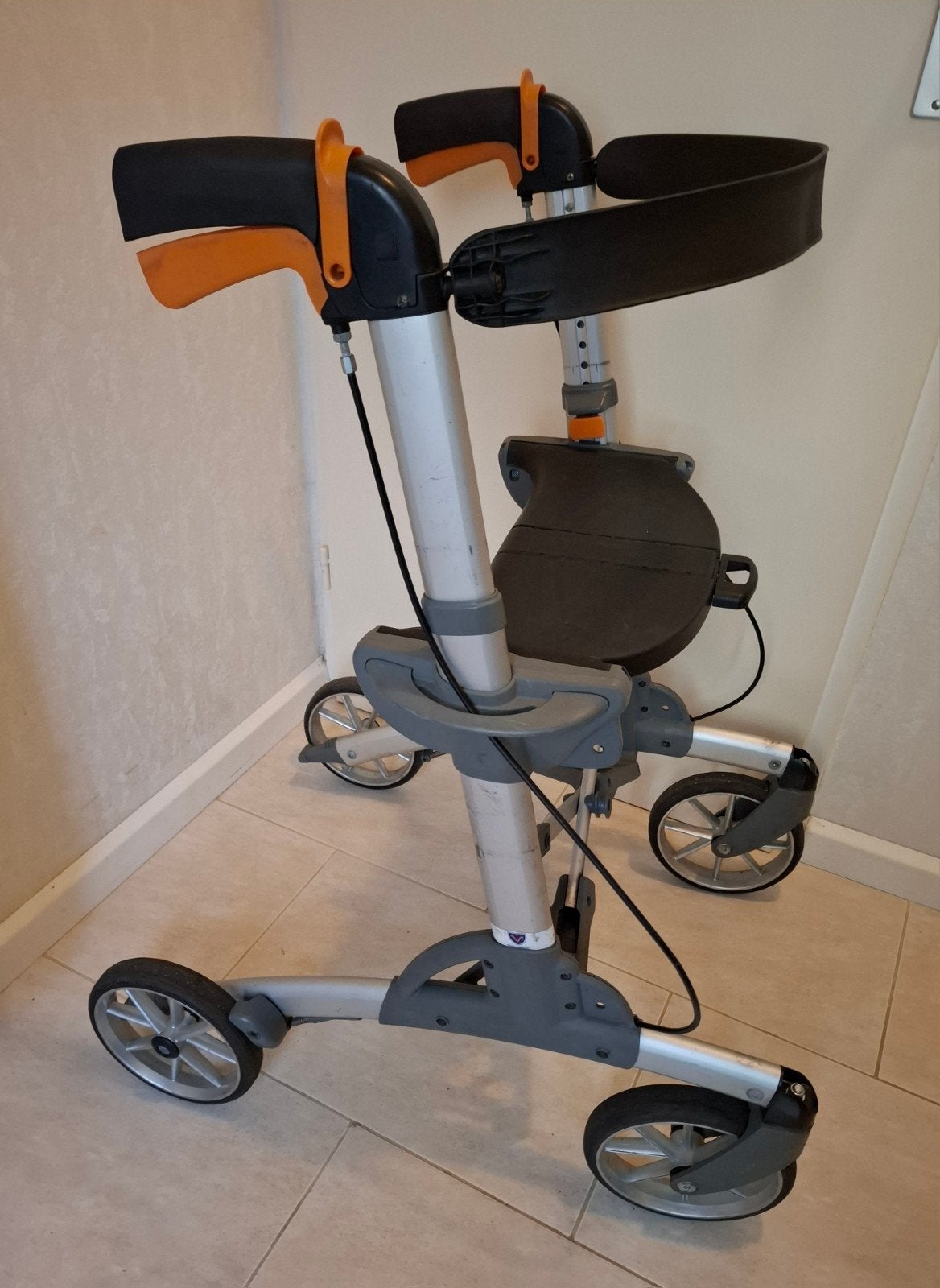 rollator Volaris lichtgewicht en inklapbaar, Ophalen, Opvouwbaar