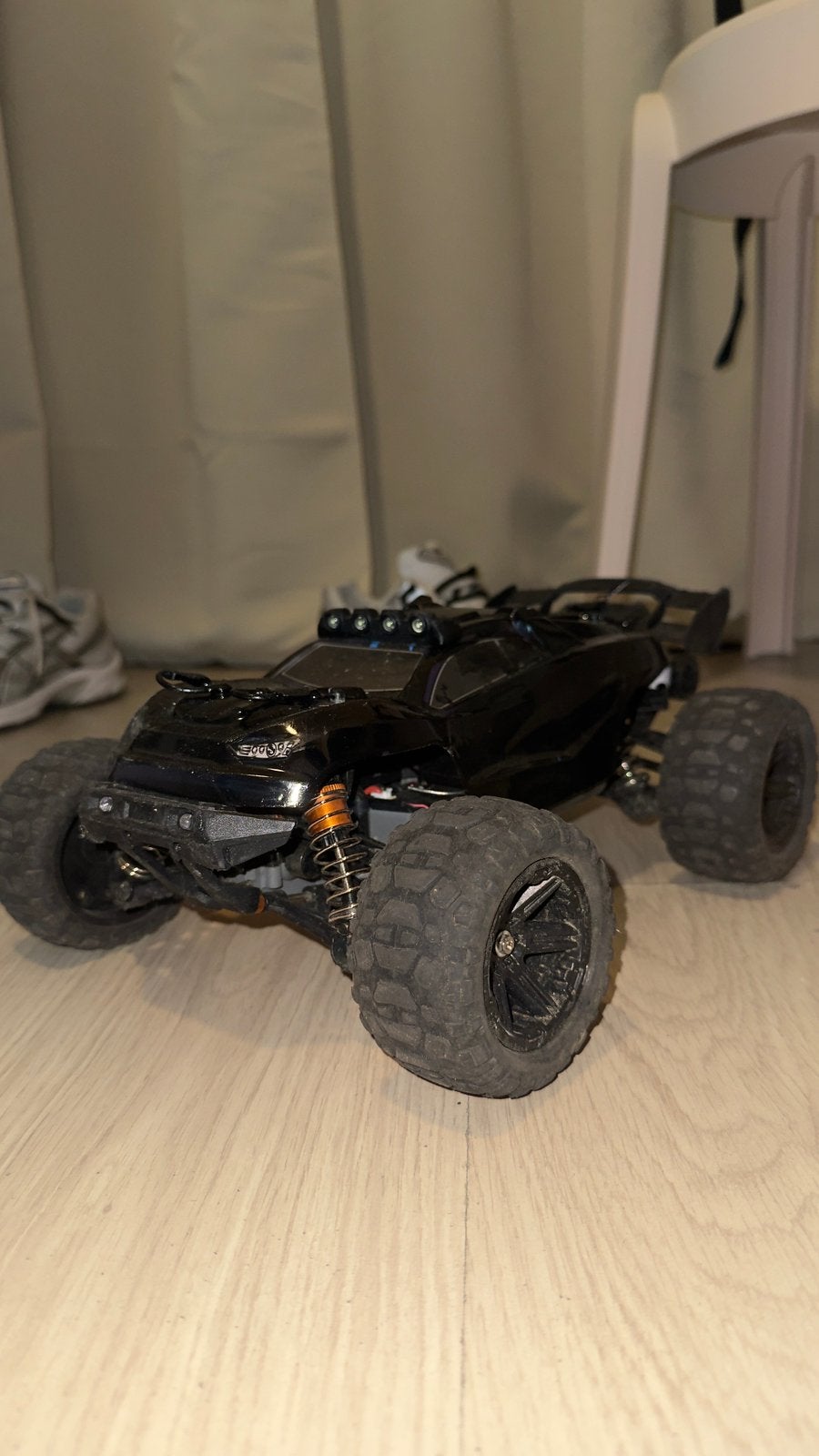 Polar Lights 1:14 4WD RC Car, Ophalen of Verzenden, Zo goed als nieuw