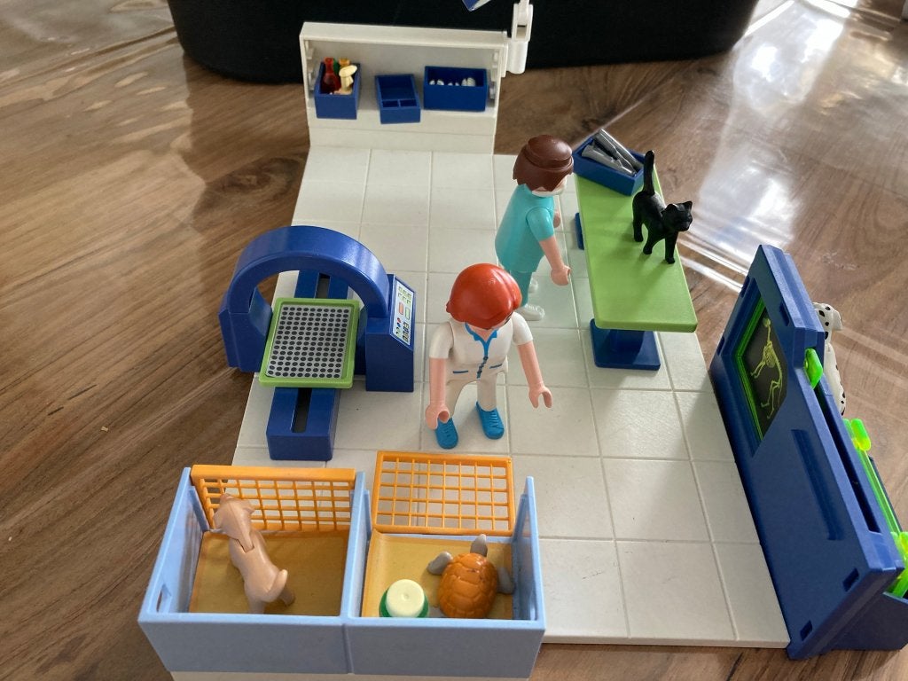 Playmobil dierenarts praktijk (4346), Ophalen, Complete set, Overige typen, Zo goed als nieuw