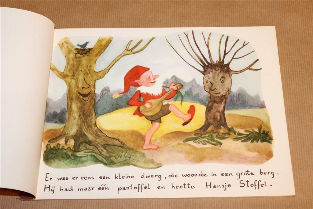 Hansje Stoffel — Vintage Prentenboek — Hermien IJzerman, Boeken, Ophalen of Verzenden, Gelezen