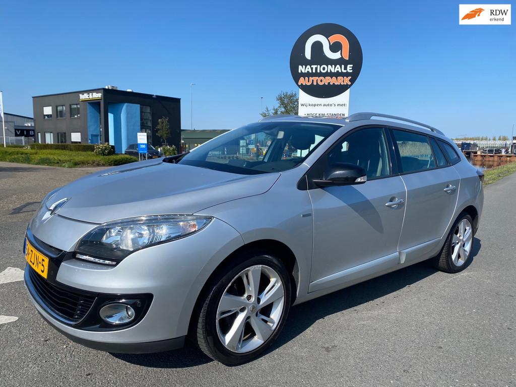 Renault Mégane Estate 2012 * 1.5 dCi Bose * LED * LMV * AIR, Auto's, Voorwielaandrijving, Euro 5, Gebruikt, 4 cilinders
