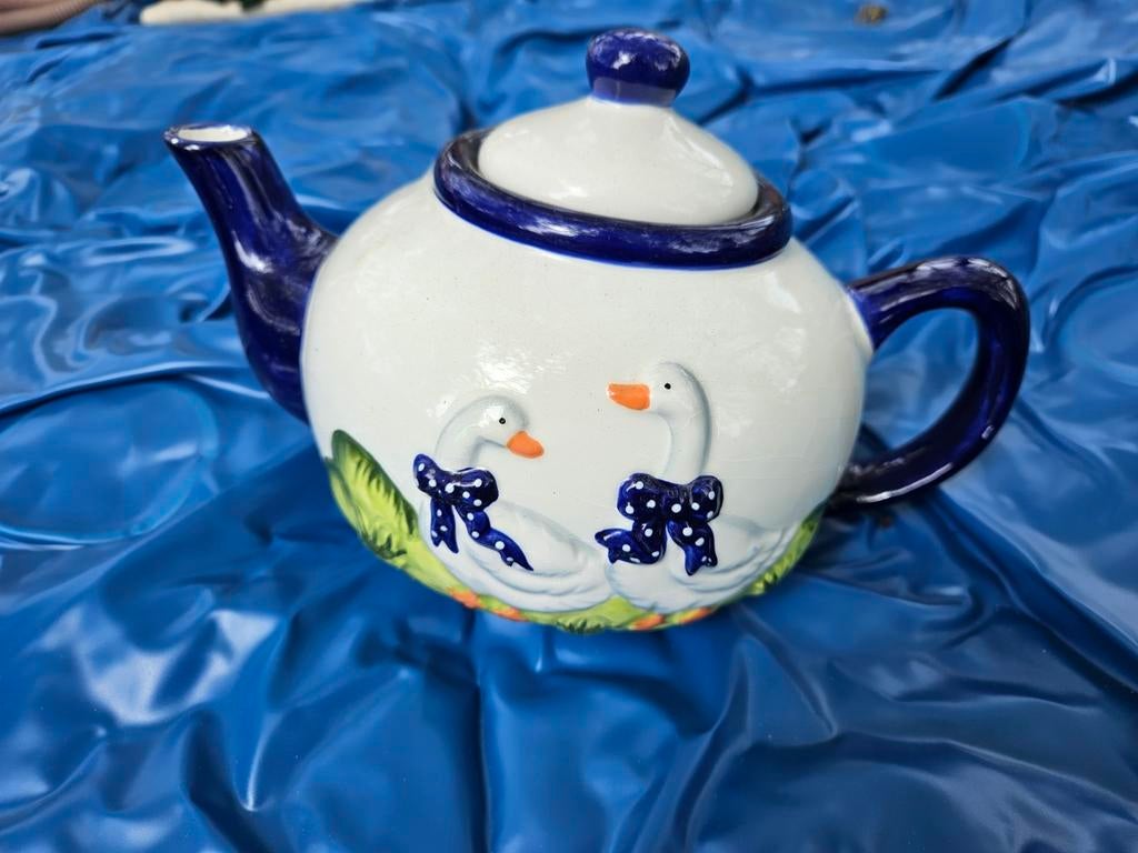 Leuke theepot met gansjes - Wit en blauw, Ophalen of Verzenden