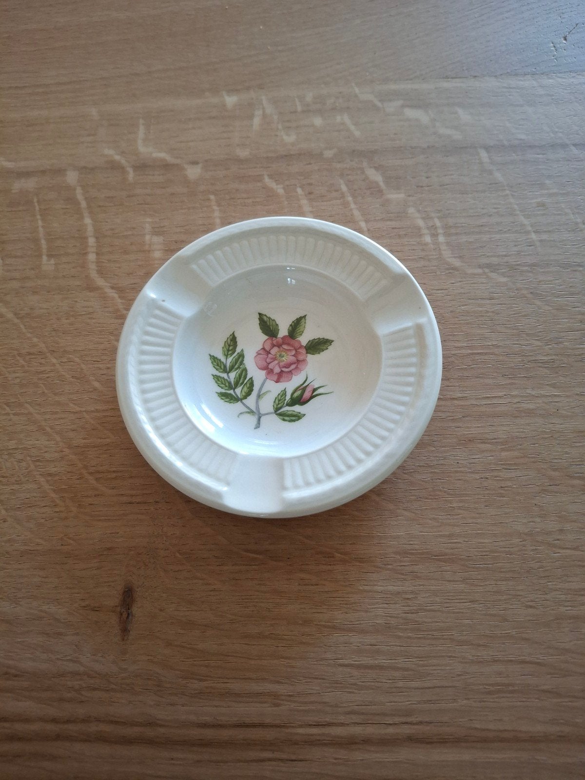 Wedgwood Rosalind Asbak - Vintage Porselein, Antiek en Kunst, Ophalen