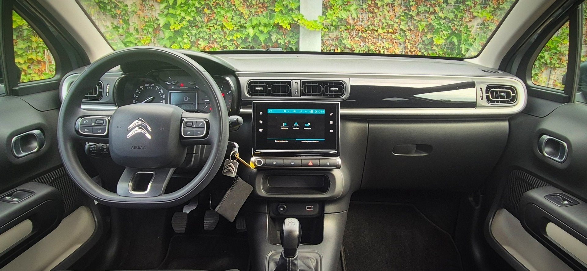 Citroen C3 1.2 PureTech S&S Origins Stoelverwarming|Navi|Cru, Voorwielaandrijving, 83 pk, Euro 6, 1199 cc