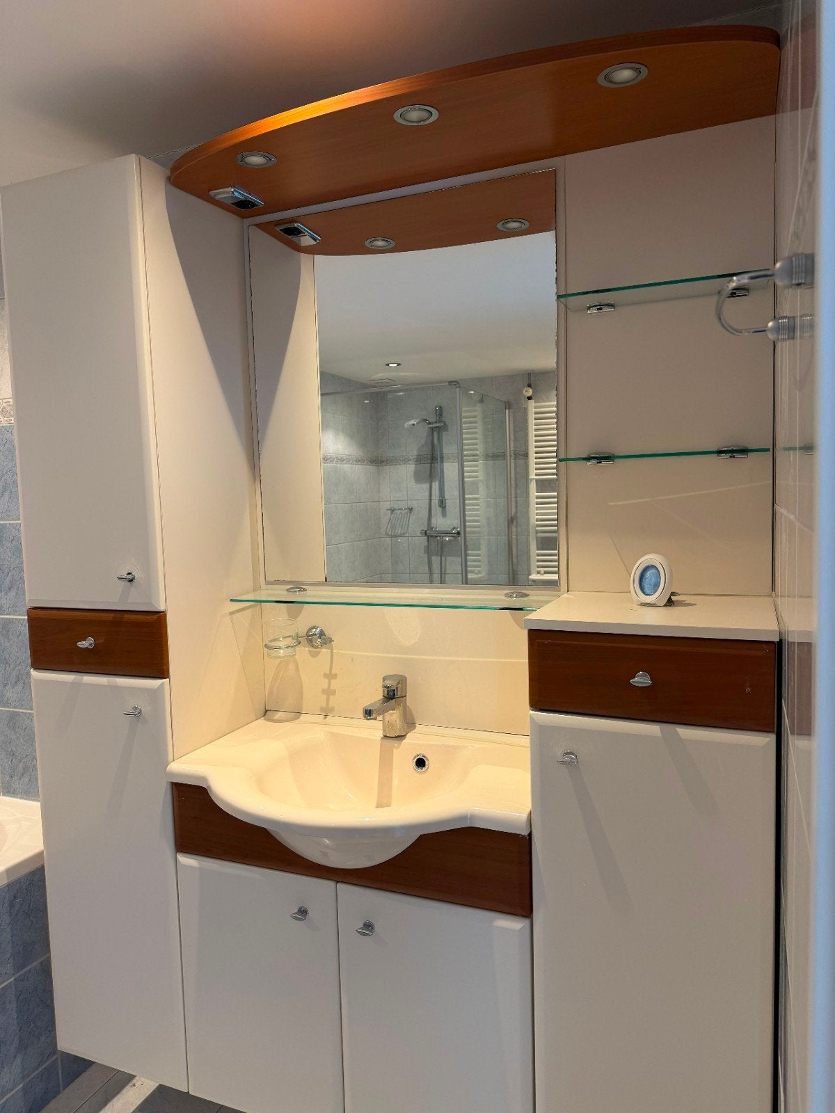 Badkamer meubel compleet met wastafel en kraan, Ophalen, Gebruikt, 100 tot 150 cm, 150 tot 200 cm