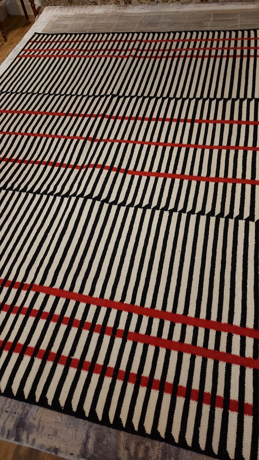 Modern gestreept vloerkleed - Zwart, wit en rood, Modern gestreept, 150 tot 200 cm, Ophalen of Verzenden, Rechthoekig