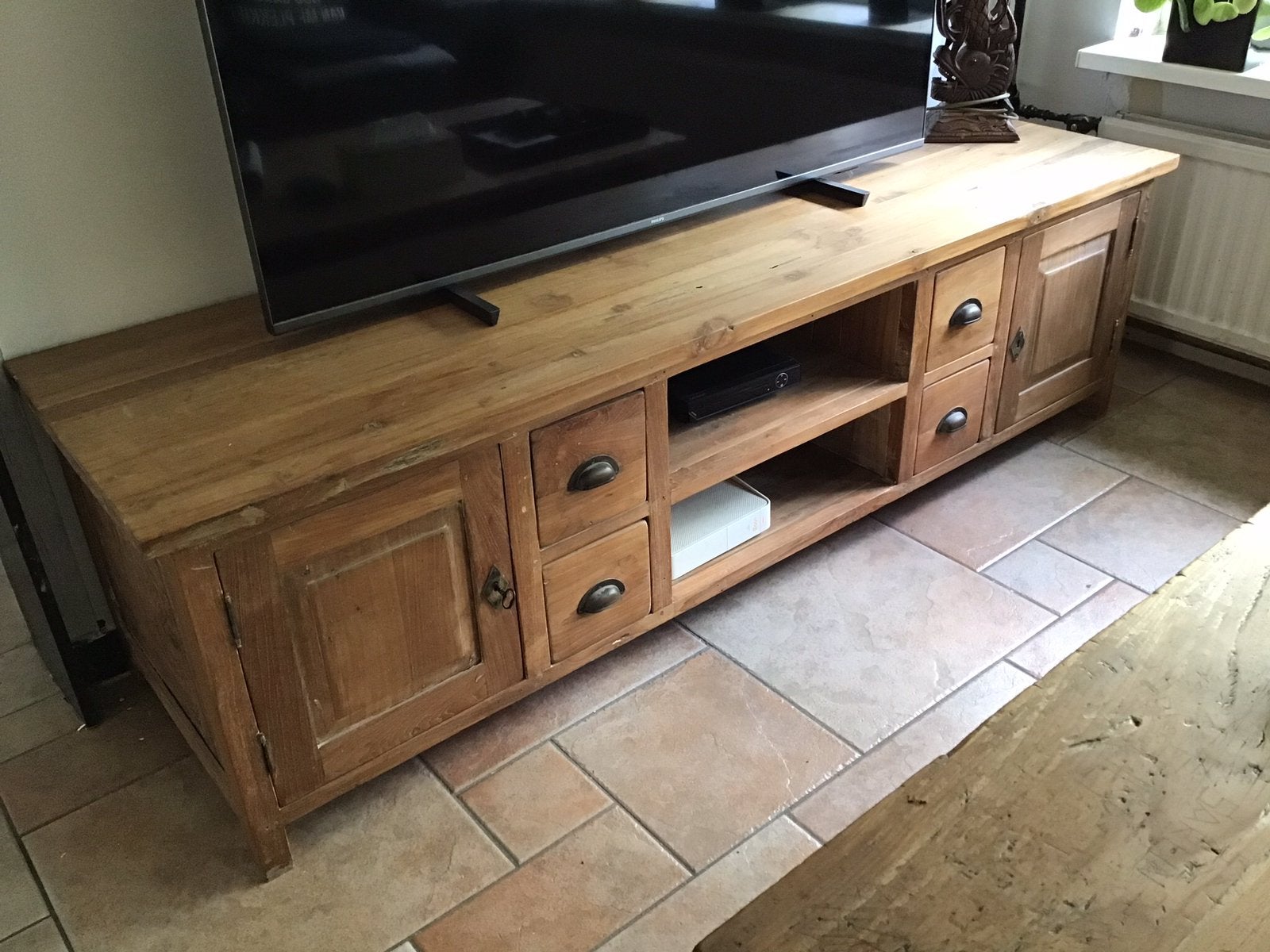Sfeervol t.v. meubel van oud hout, Ophalen, Gebruikt, 25 tot 50 cm, Minder dan 100 cm