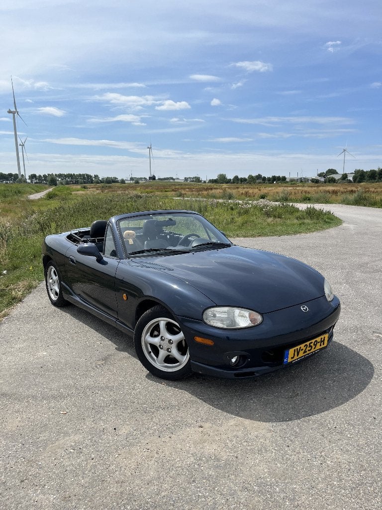 Mazda MX-5 1.6 I 2000 Blauw, Auto's, Mazda, Achterwielaandrijving, 40 €/maand, Zwart, 4 cilinders