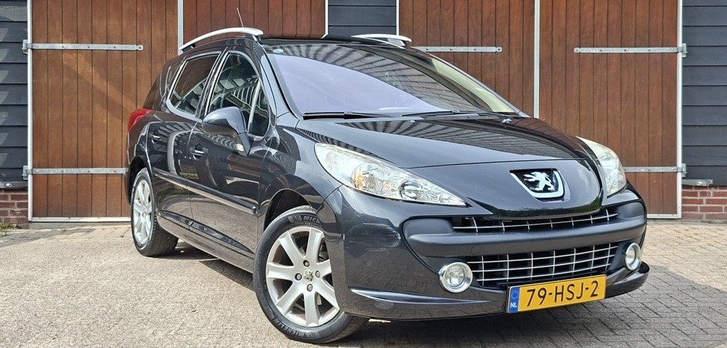 Peugeot 207 SW 1.6 VTi XS | Trekhaak | Bluetooth | Ruime aut, Stof, Gebruikt, 4 cilinders, Metallic lak