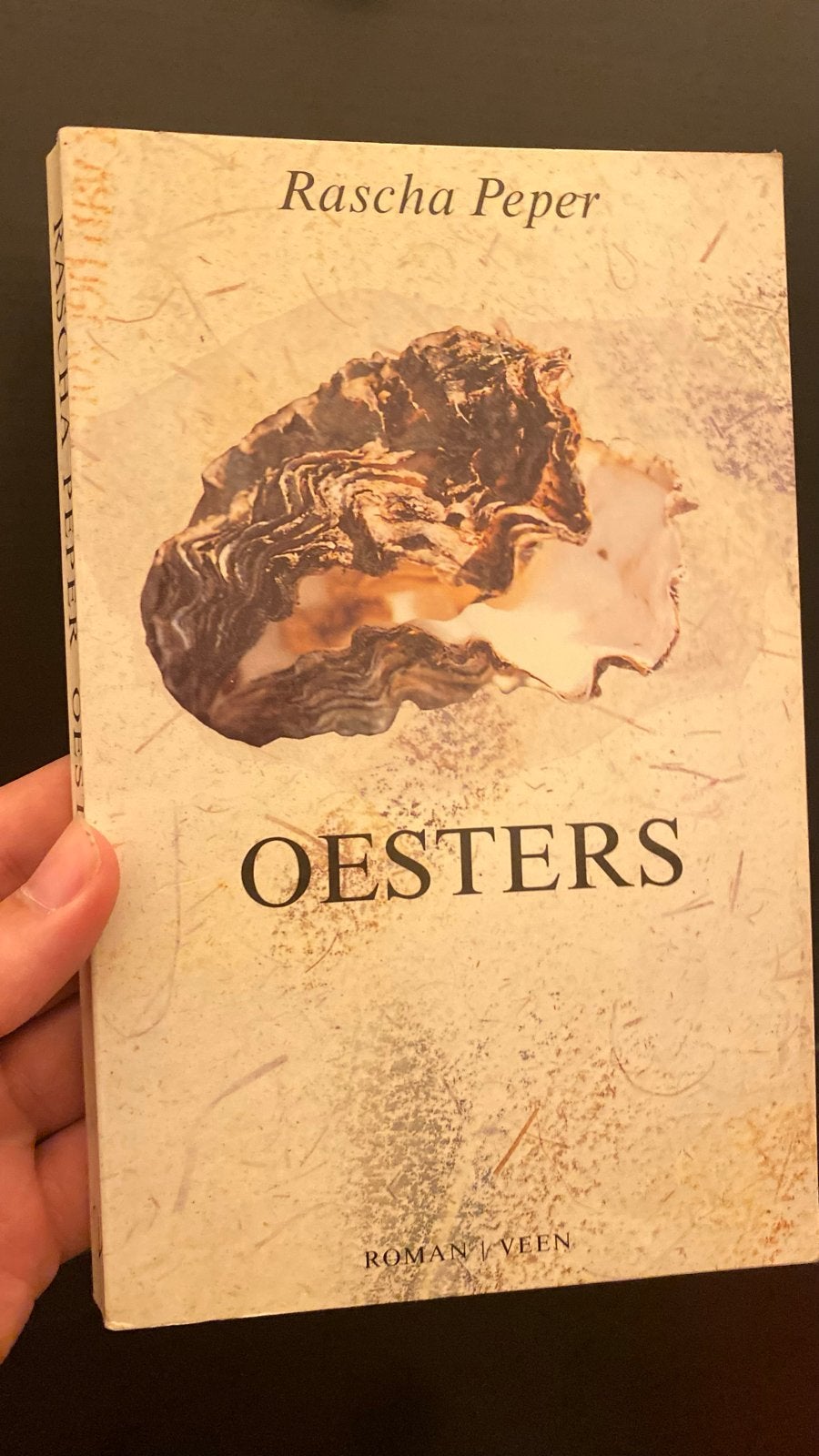 Oesters - Rascha Peper (Roman), Ophalen of Verzenden, Gelezen, Nederland