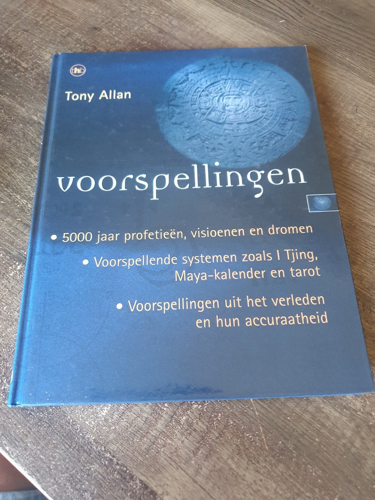 Voorspellingen: 5000 jaar profetieën, visioenen en dromen, Boeken, Achtergrond en Informatie, Spiritualiteit algemeen, Zo goed als nieuw
