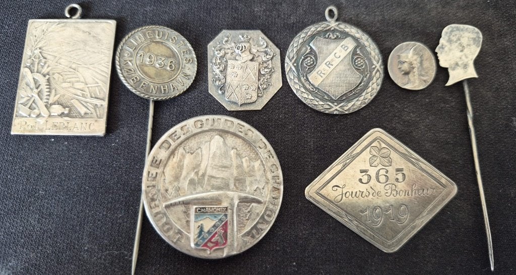 Lot van 10 oude medailles, insignes, speldjes ..., Ophalen, Gebruikt, Overige onderwerpen