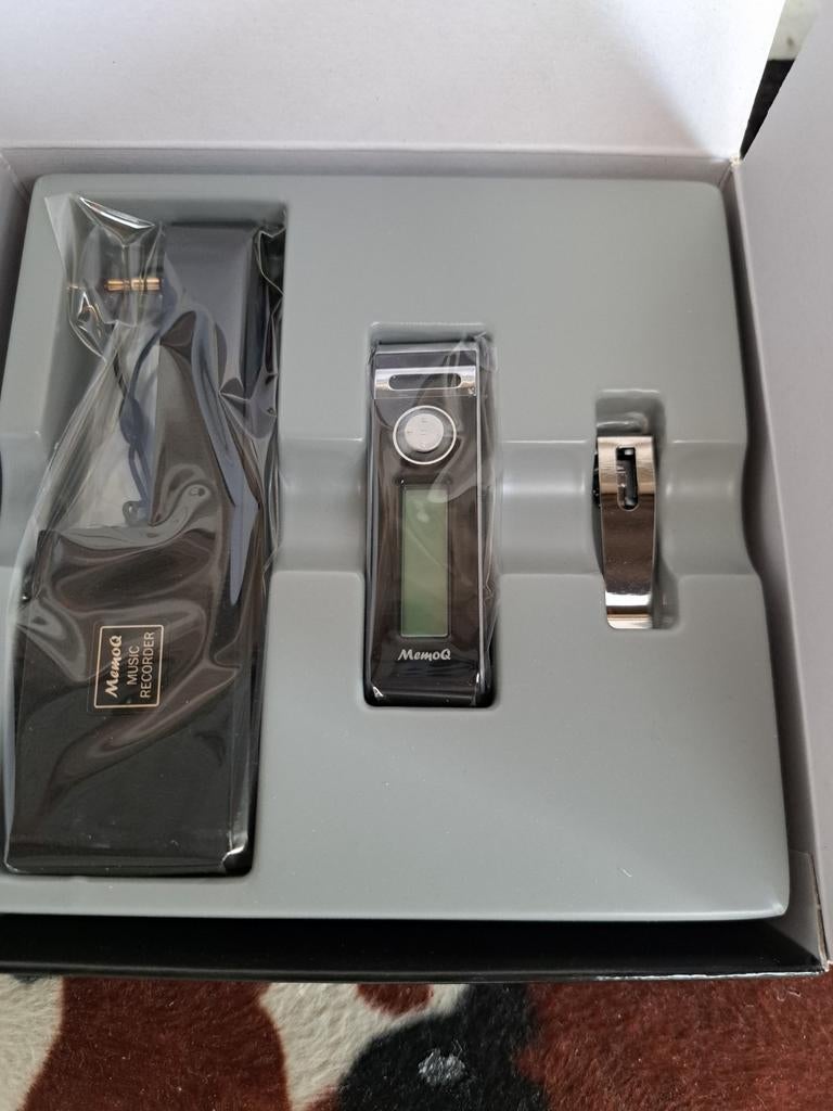 Voice recorder MP3 SPELER..spy, Ophalen of Verzenden, Nieuw, 6 megapixel of meer, Overige modellen