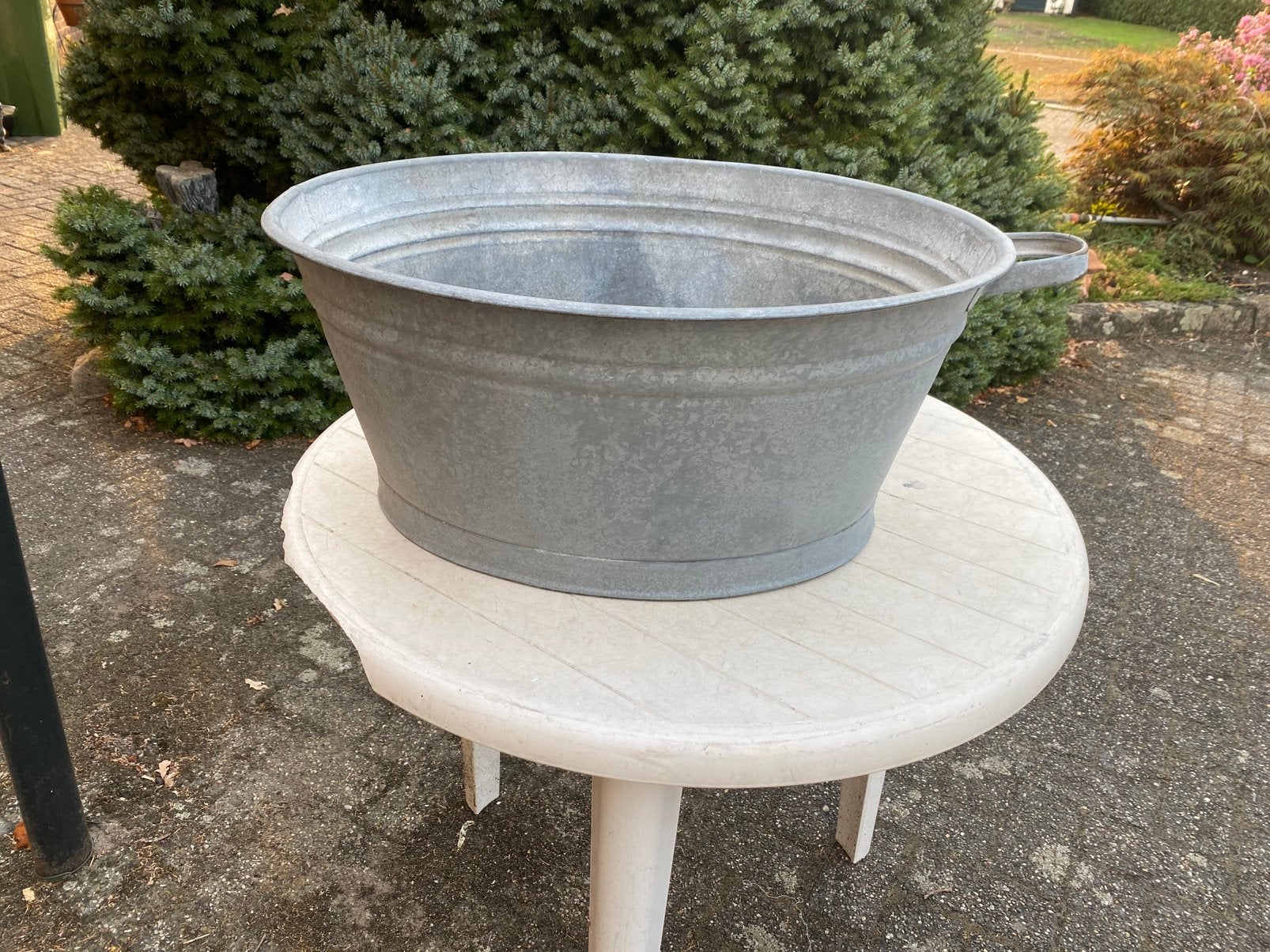 Hele mooie waterdichte zinken teil, Tuin en Terras, Ophalen, Zo goed als nieuw, Metaal, 30 tot 60 cm