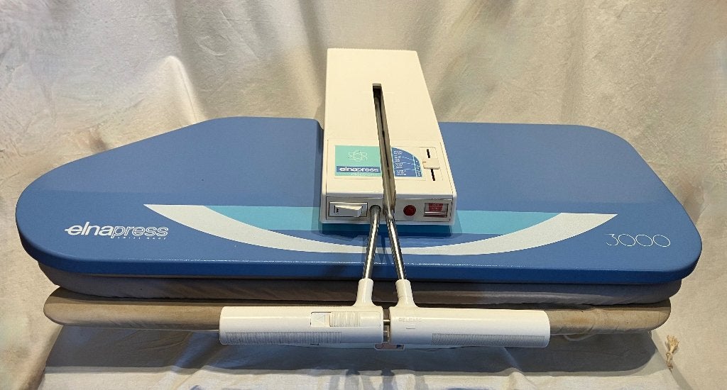 Elnapress 3000 strijkmachine, Witgoed en Apparatuur, Strijkijzers en Strijkplanken, Ophalen, Gebruikt, Draadloos strijkijzer