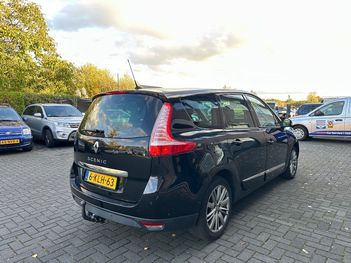 Renault Grand Scénic 1.5 dCi Automaat 81kw | Bose 7-Pers |, Auto's, Renault, Euro 5, Gebruikt, 4 cilinders, 7 stoelen