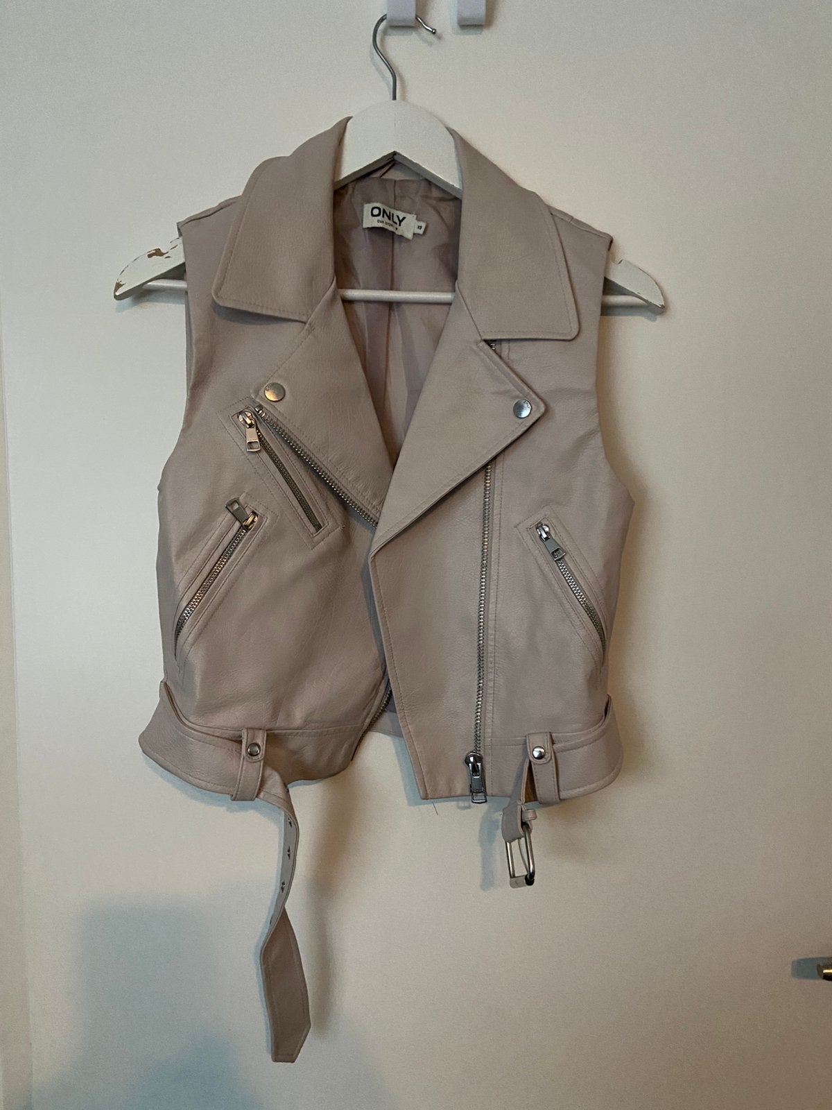 Gilet van de Only, Ophalen of Verzenden, Zo goed als nieuw, Maat 34 (XS) of kleiner
