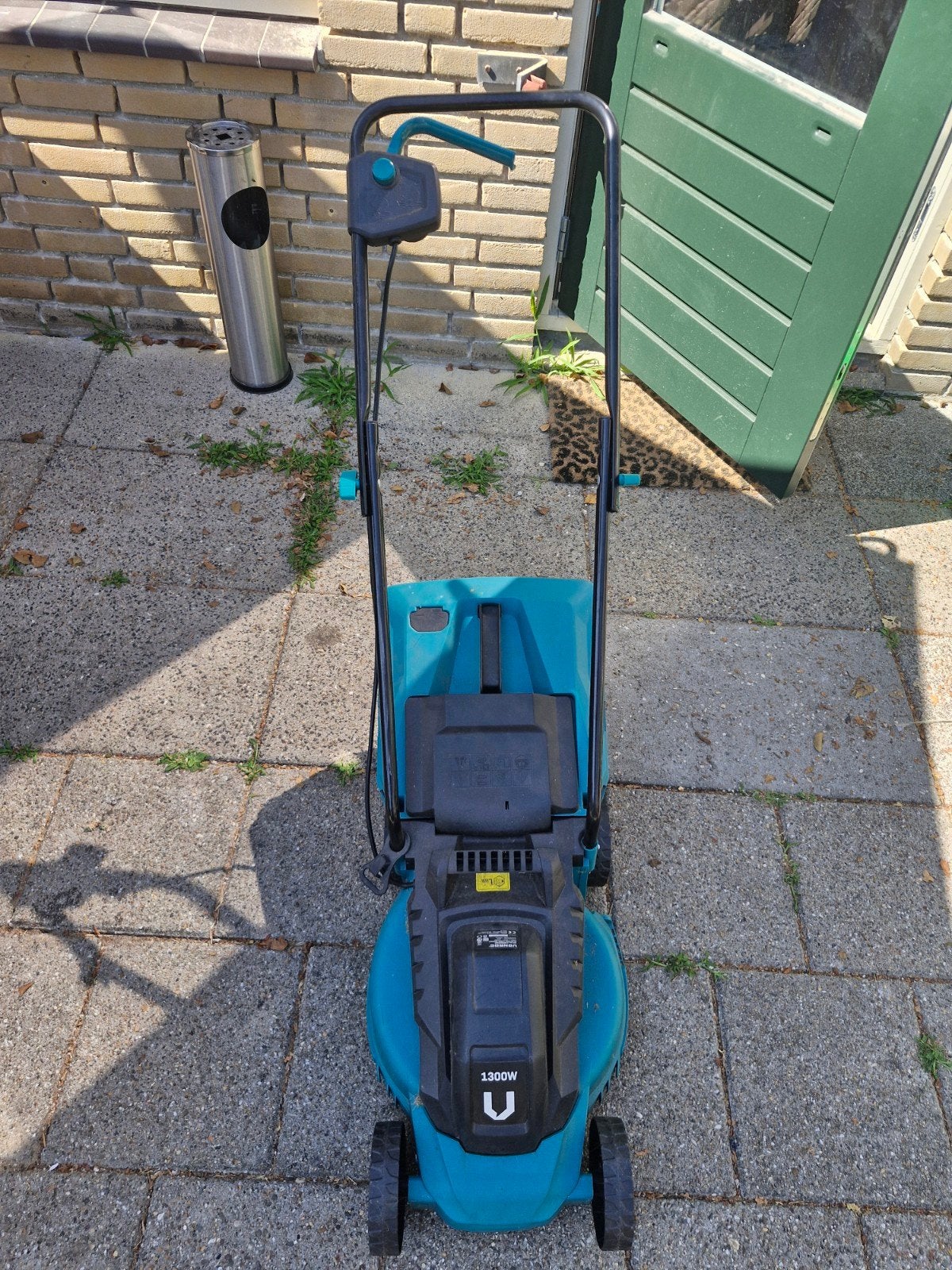 Vonroc 1200w grasmaaier, Tuin en Terras, Ophalen, Gebruikt