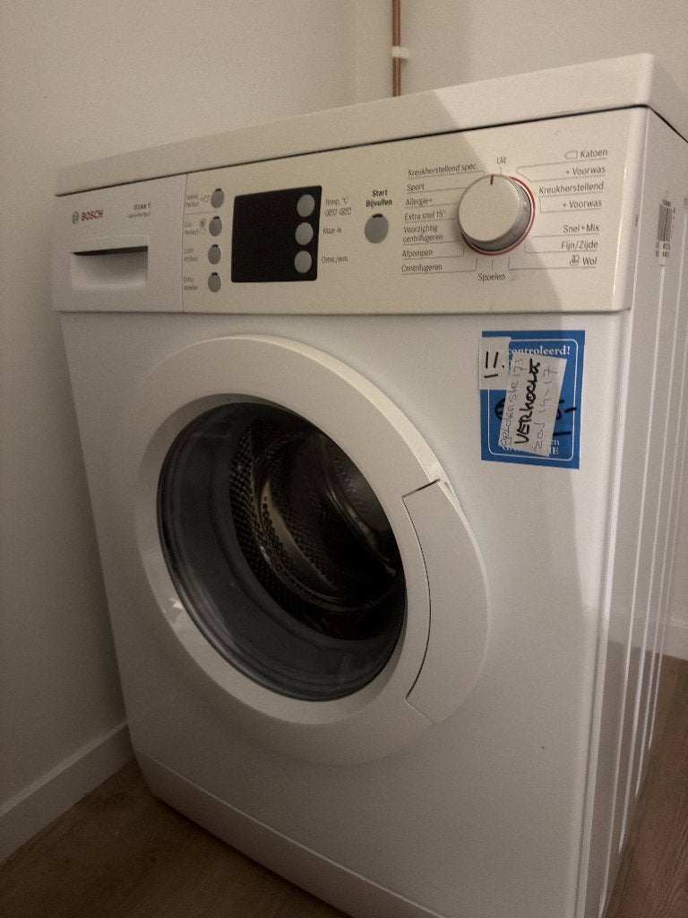 Washing machine, available for immediate pickup, Witgoed en Apparatuur, Ophalen, 1200 tot 1600 toeren, Energieklasse A of zuiniger