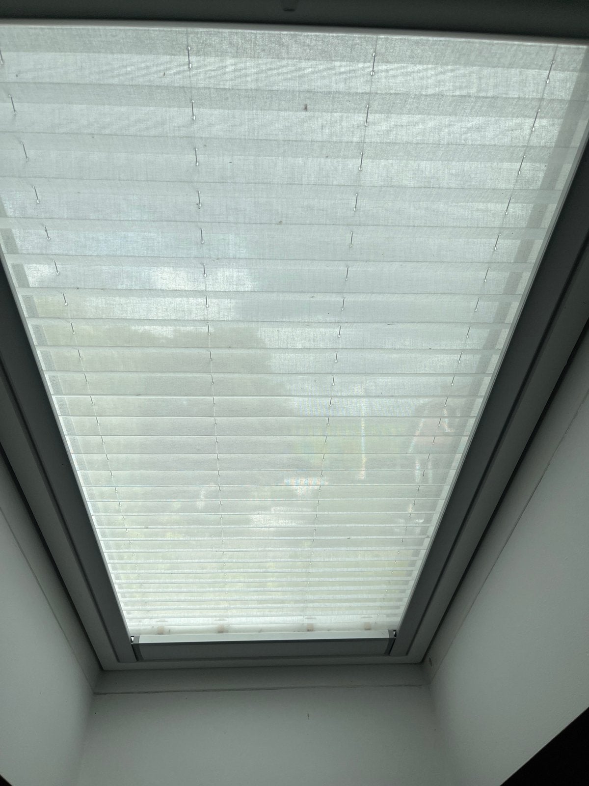 Velux lichtdoorlatende zonwering electrisch, Ophalen, Gebruikt, Elektrisch