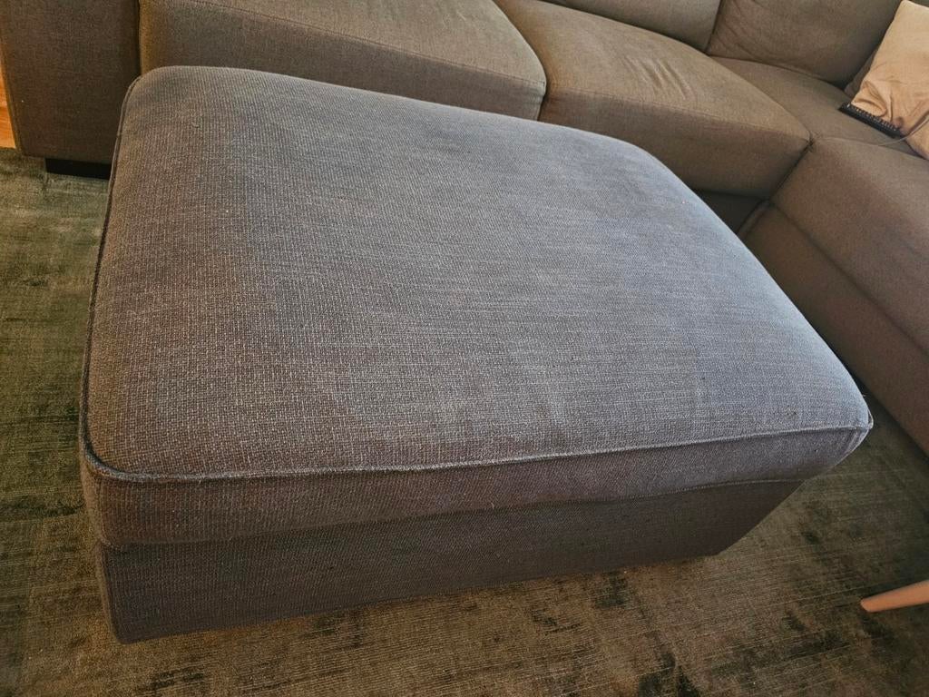Ikea Kivik voetenbank hocker blauw, zo goed als nieuw, Ophalen, Kunststof, 50 tot 75 cm, Zo goed als nieuw
