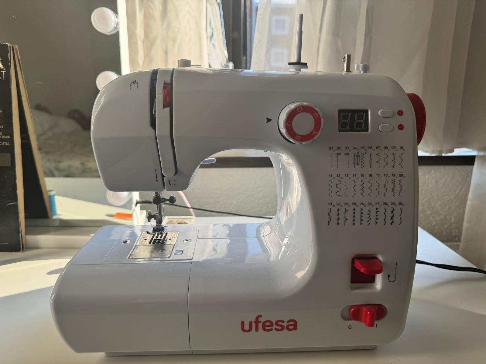 Ufesa beginners naaimachine, Ophalen, Gebruikt, Naaimachine, Overige merken