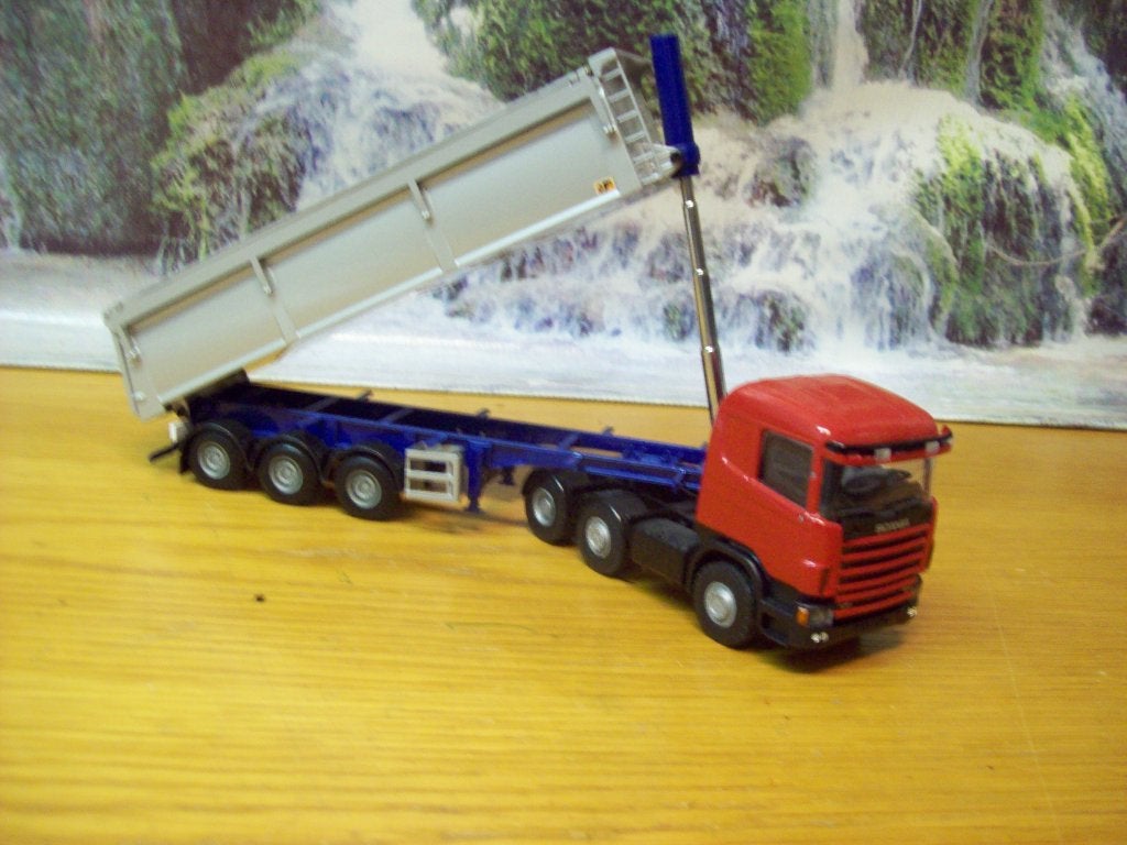 Lion Toys - Scania 124 L met 3 assige AJK - Asfalt Kieper, Ophalen of Verzenden, Zo goed als nieuw, Bus of Vrachtwagen, Lion Toys