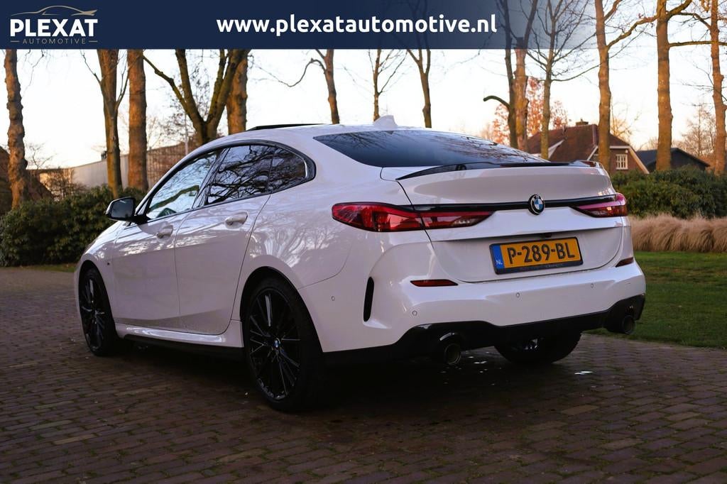 BMW 2-serie Gran Coupé 220i M-Performance Edition Aut. | M-, Auto's, BMW, 1998 cc, Gebruikt, 4 cilinders, Wit