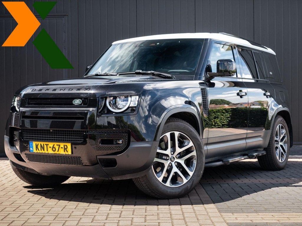 Land Rover Defender 110 2.0 P400e S | Black Pack | Leder int, Auto's, Land Rover, Automaat, Gebruikt, 3000 kg, Zwart