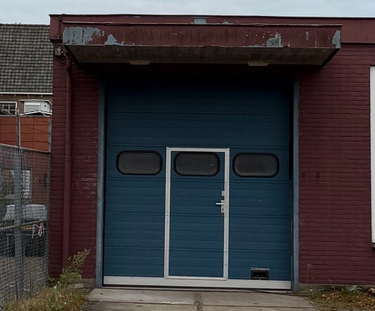 Overheaddeur/Sectionaaldeur, Doe-het-zelf en Verbouw, Deuren en Horren, Ophalen, Gebruikt, Garagedeur, 120 cm of meer
