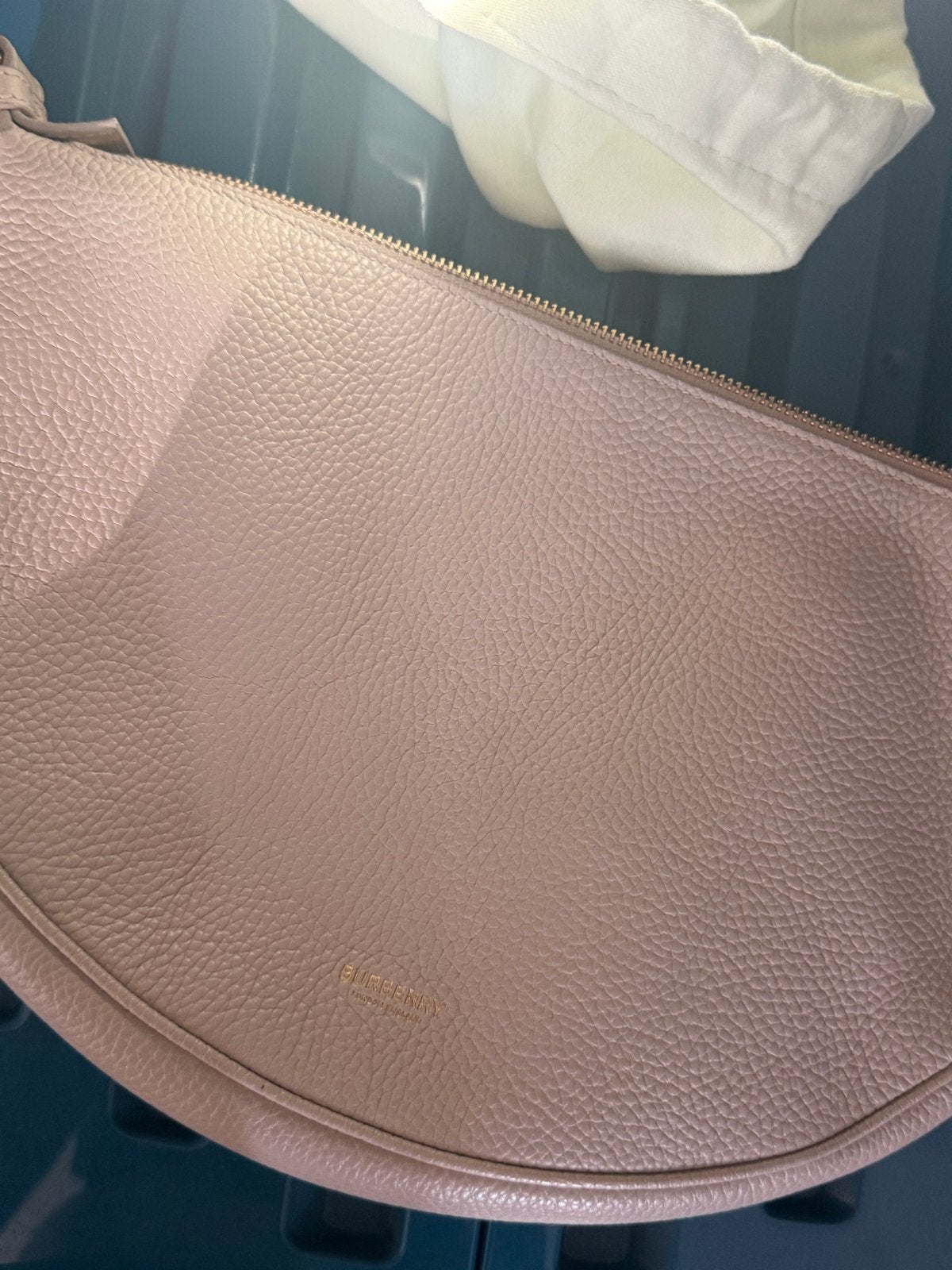 Burberry Schoudertasje - Zo goed als nieuw, Ophalen of Verzenden, Zo goed als nieuw, Beige, Schoudertasje