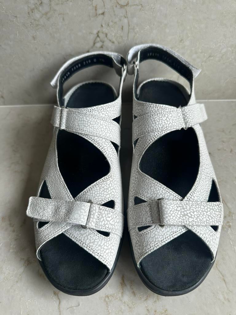 Durea wit leren sandalen mt. 41, Wit, Zo goed als nieuw, Sandalen of Muiltjes, Ophalen of Verzenden