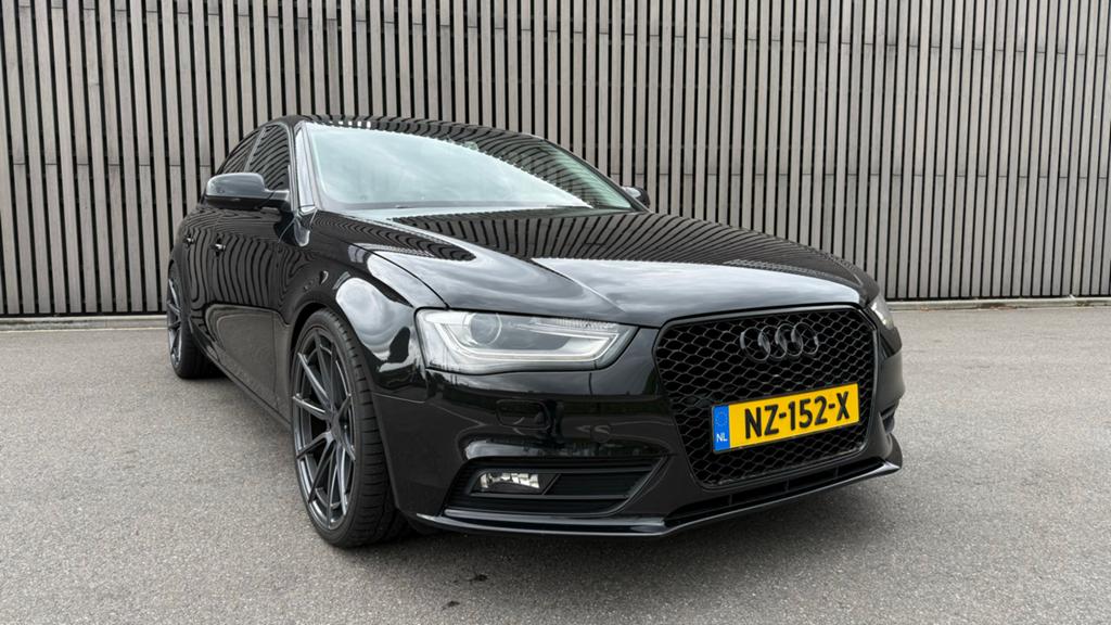 Audi A4 B8.5 1.8 Tfsi facelift 170 pk Multitronic 2013 Zwart, Auto's, Audi, 4 cilinders, Zwart, 75 €/maand, Particulier