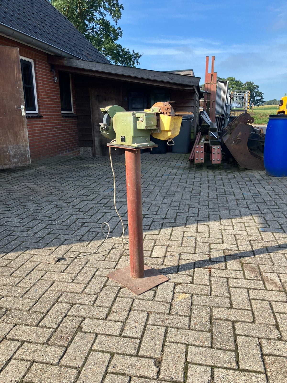 Goed werkende natslijper-ijzeren poot-stenen zijn nog goed!, Ophalen, Gebruikt, 700 tot 1000 watt, Overige typen