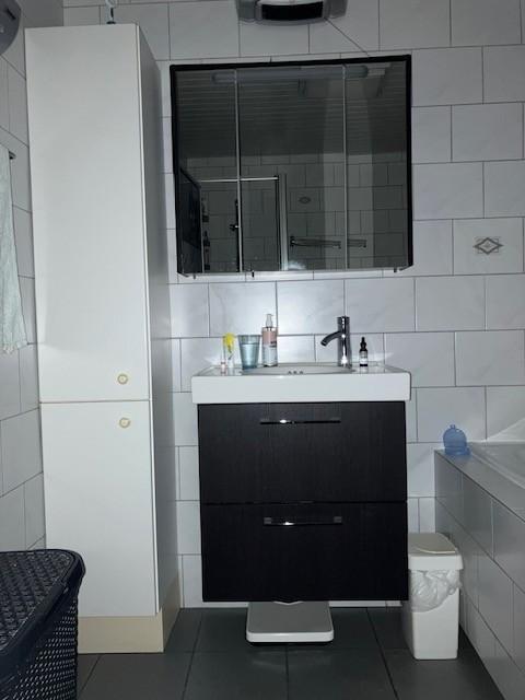badmeubel gratis, Huis en Inrichting, Badkamer | Badkamermeubels, Ophalen, Minder dan 50 cm, Gebruikt, 25 tot 50 cm