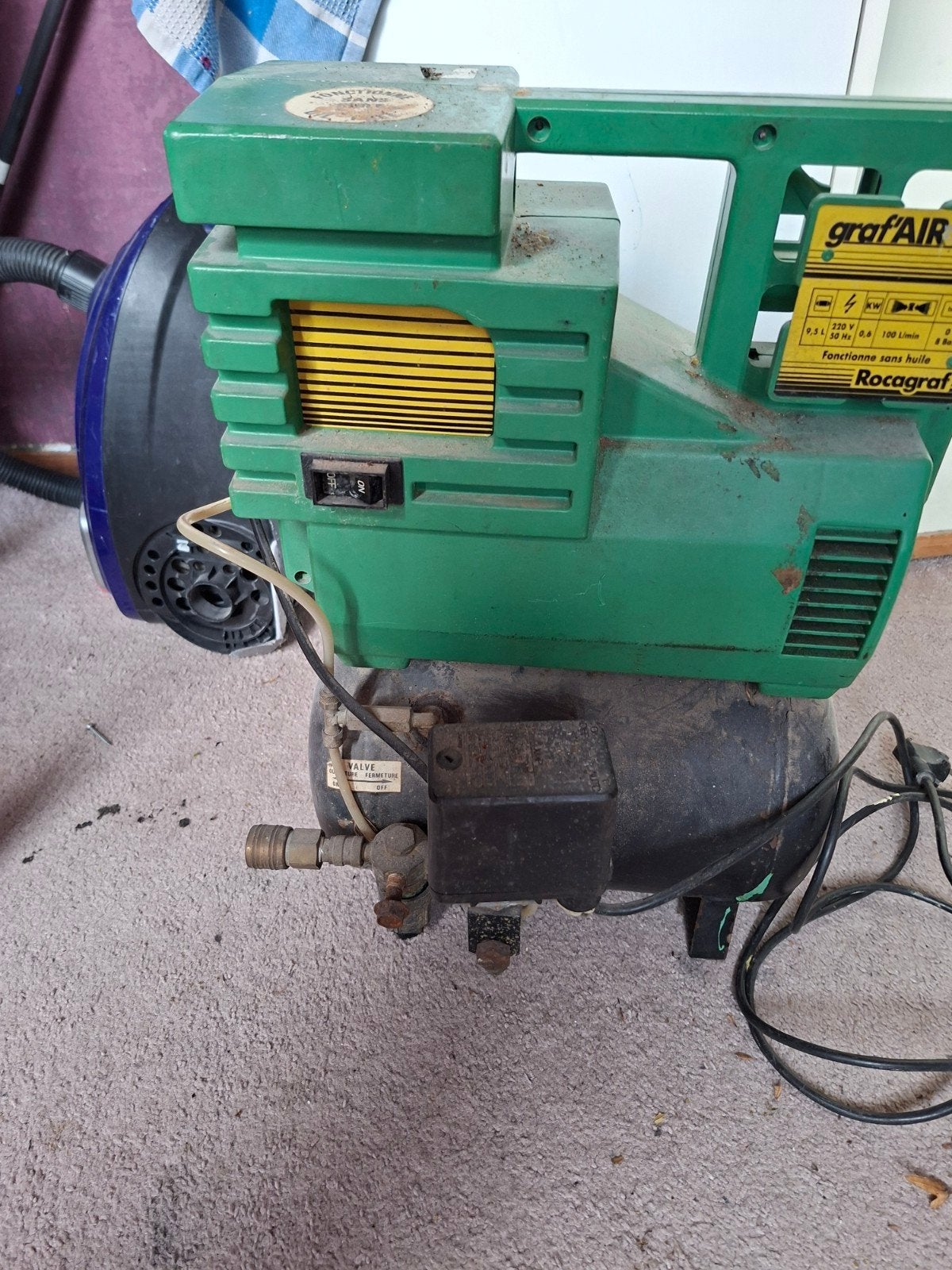 Rocagraf grafAIR 30 SH olievrije compressor met accessoires, Gebruikt, 6 tot 10 bar, Ophalen of Verzenden, Minder dan 200 liter/min