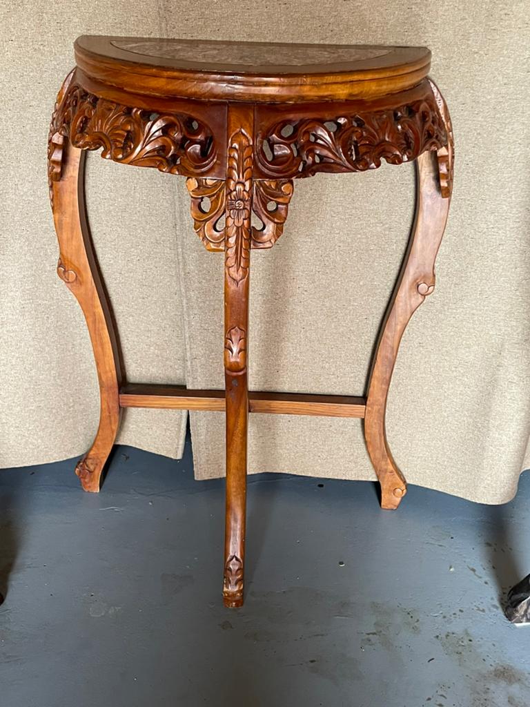 Vintage Chinese tafel. Model sidetable, Ophalen